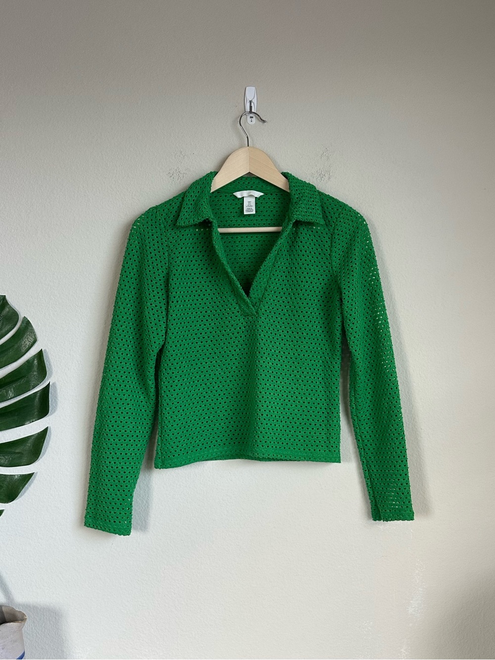 H&M Retro Crochet Mesh Collar Polo Shirt